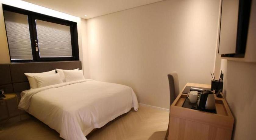 Londoner Hotel Busan Esterno foto