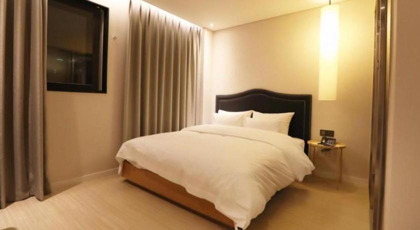 Londoner Hotel Busan Esterno foto